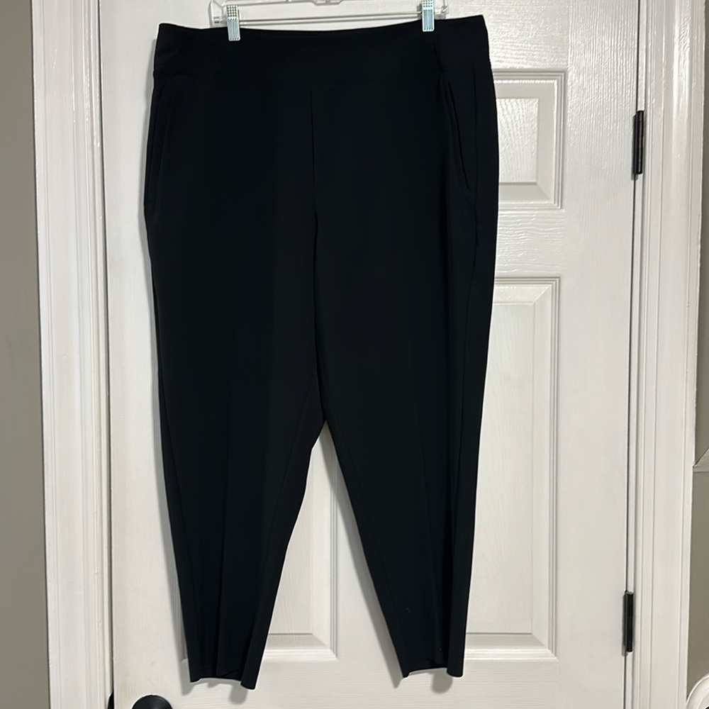 Never worn Athleta high rise pants